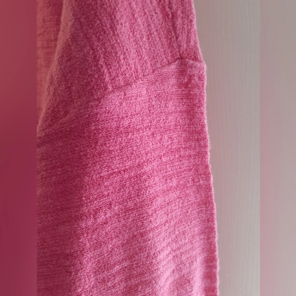 π©·ποΈ 2 for 1: ENDS SUNDAY! LOFT Fuchsia Knit Sweater - Picture 5 of 6